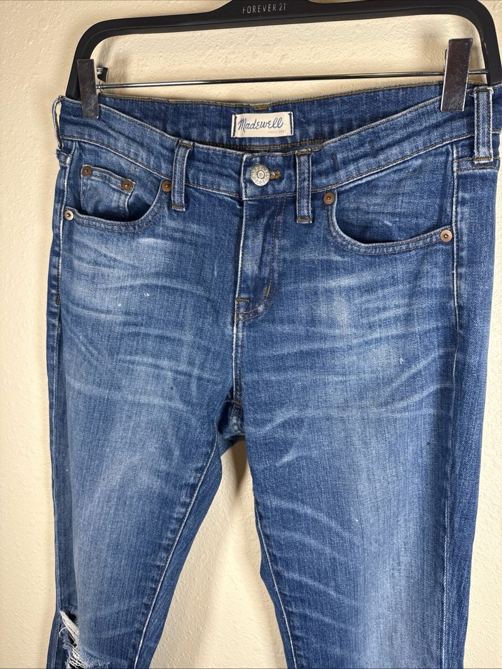 Madewell Jeans Women’s 26 The Slim Boy Jean Stretch Distressed Denim Straight - Picture 2 of 9